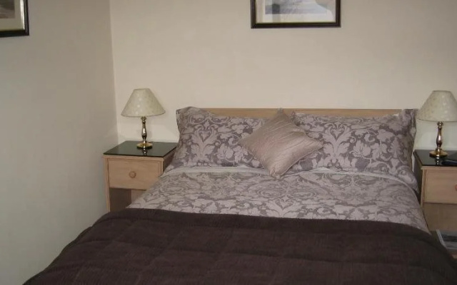 Stronchreggan View Guest House