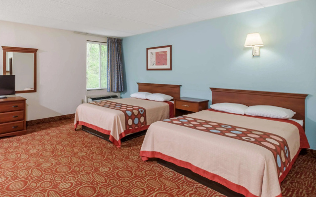 Super 8 by Wyndham Danbury