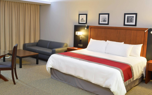 Sheraton Leon