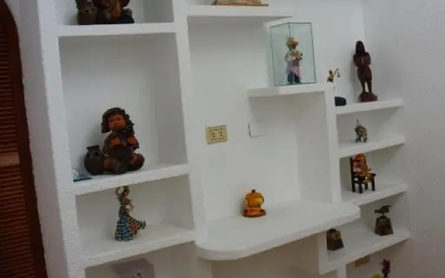 Happy House
