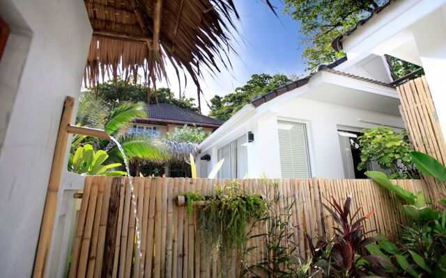Отель King`S Garden Resort Самуи вид на фасад