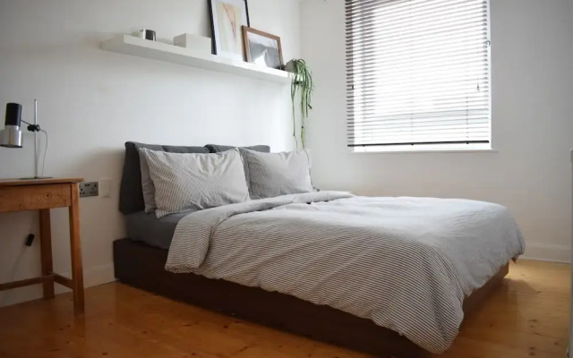 Апартаменты 2 Bedroom Apartment in Bethnal Green комната для гостей