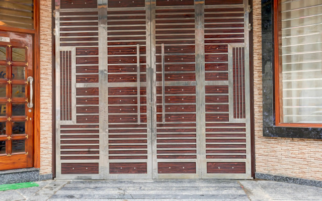 Super Deluxe Roomchandigarh Near Pec-pgi-pu