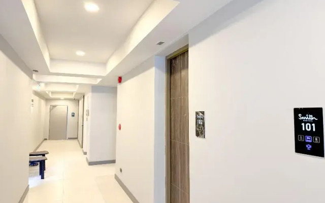Smith Hotel