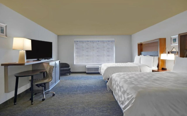 Holiday Inn Grand Rapids North - Walker by IHG