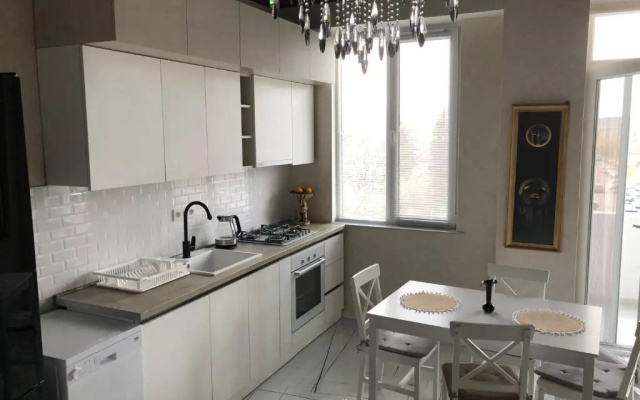 khatis apartment