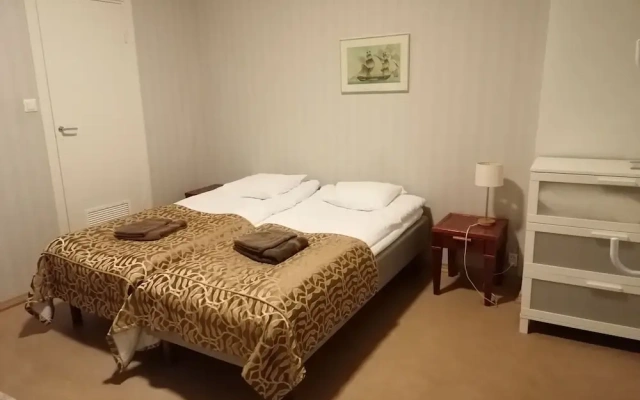 Kartanohotelli Karhulan Hovi