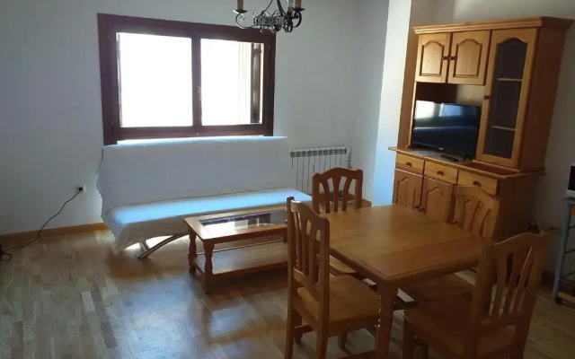 APARTAMENTOS LÁZARO-Calle Iglesia 8 - 1º C