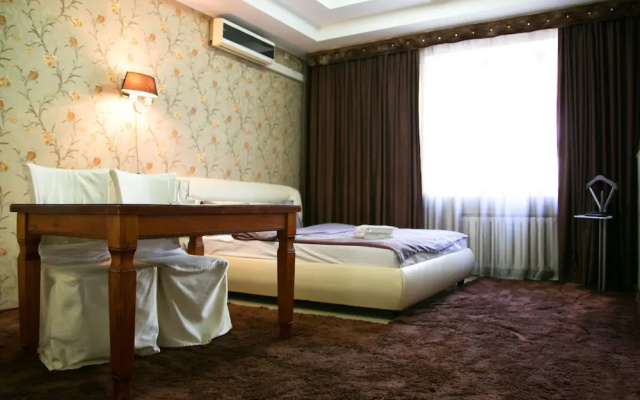 Qazybek Hotel