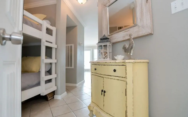 Sandy Toes 1 Bedroom Condo