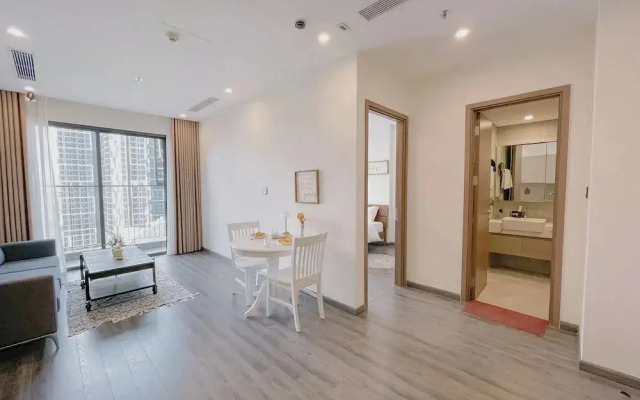 Vinhomes Ocean Park Apartment Ha Noi - 20 October Homestay