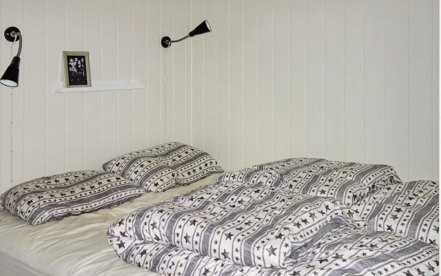 10 Person Holiday Home in Lyngdal