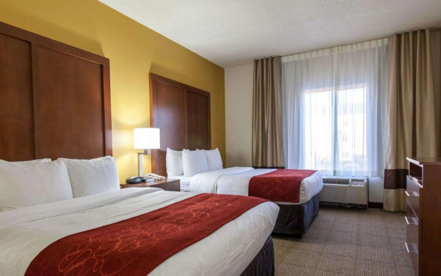 Comfort Suites Tulsa Central