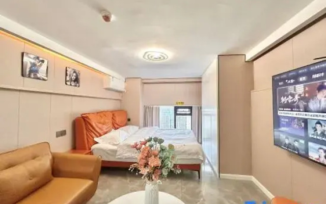 Xiangjia Apartment (Baolong Plaza)
