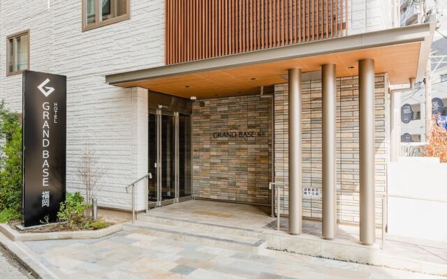 Отель GRAND BASE Fukuoka Фукуока вид на фасад
