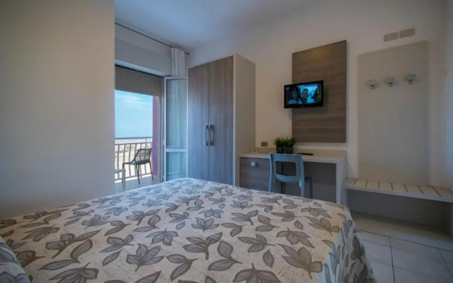 Lux Hotel