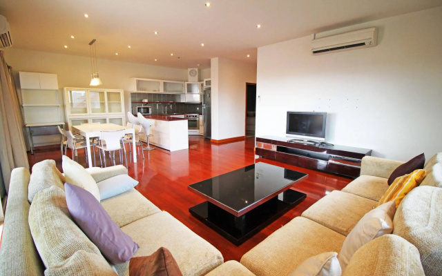 New Nordic Pool Villa