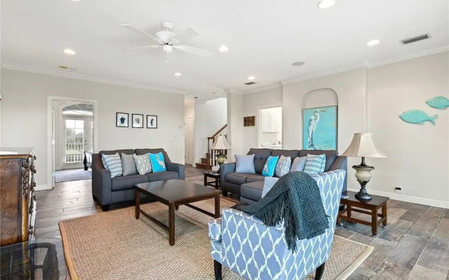 Beach Belle by Distinctive Beach Rentals