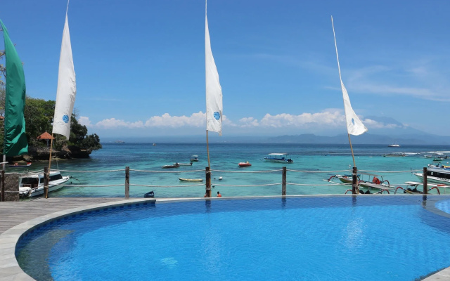 Le Nusa Beach Club