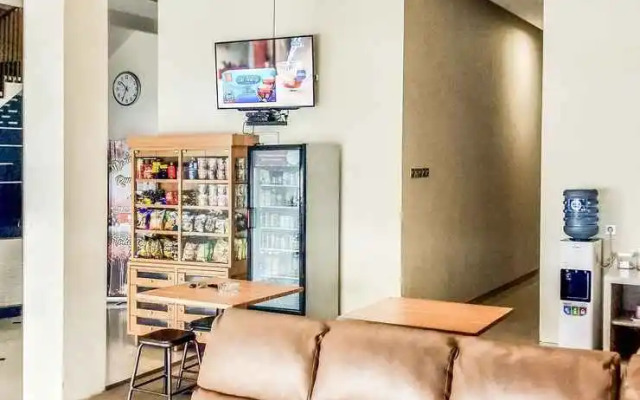 Pondok Indah Guesthouse by Ecommerceloka