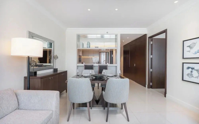 Luxury Living Spectacular Burj Views