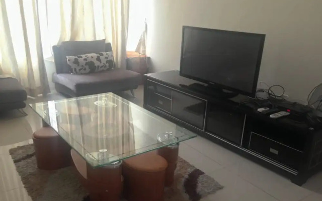 Royal Apartments at Taragon KL