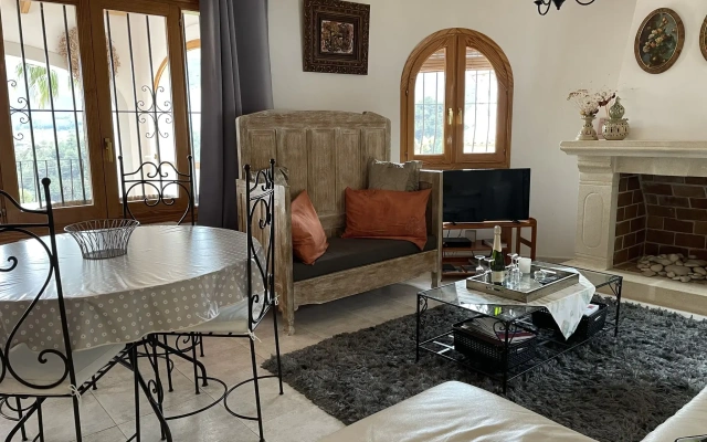 Mediterranean Escape With Garden