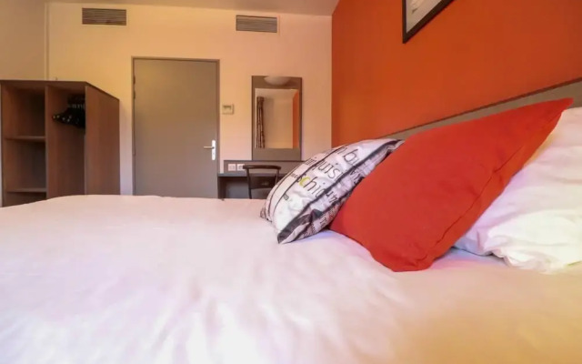 ACE Hôtel Travel Athée sur Cher - A85 Aire du Val de Cher