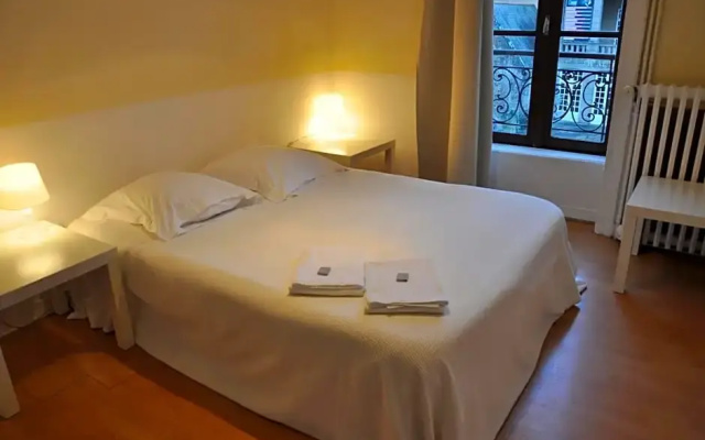 Cafe Hotel du Theatre