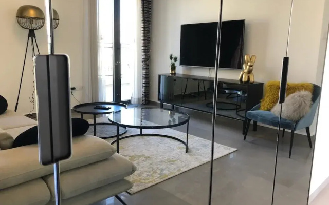 New Luxurious 2BR front old city Legacy