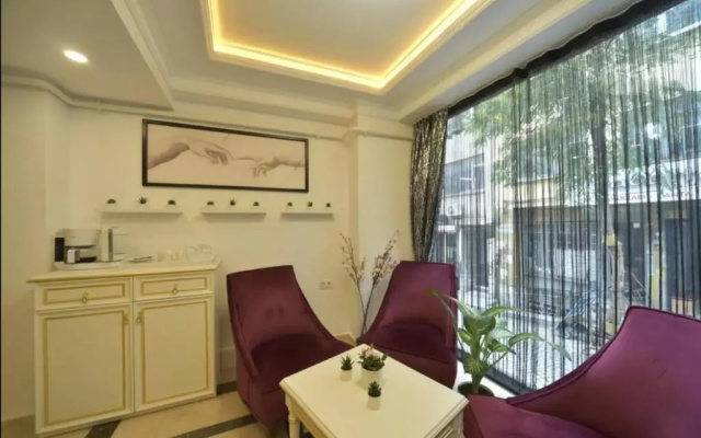 Lika Hotel - Standard Double or Twin Room