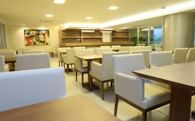 Ramada Hotel & Suites Macae