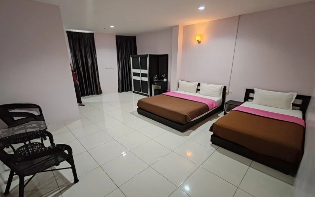 Hotel Kuang Hua Sitiawan Near To (UniKL-MIMET)