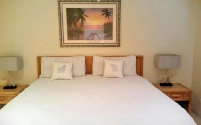 Seven Mile Beach Resort & Club