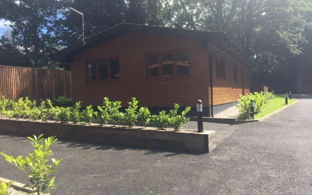Shellow Lane Lodges