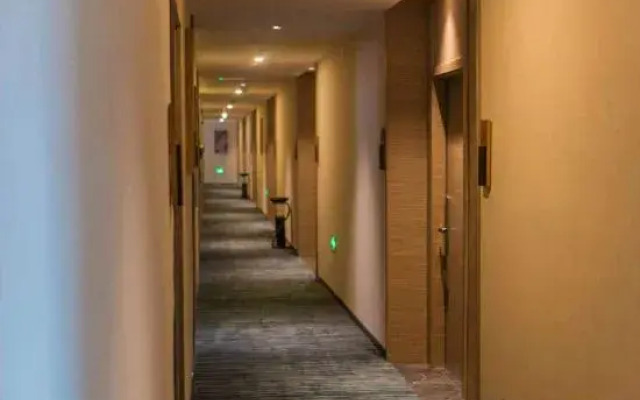 Oriental Union City Hotel