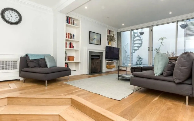 Beautiful 3br House in Knightsbridge