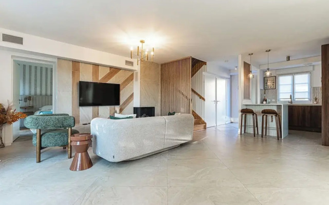 Elegant Family Home Near Deauville