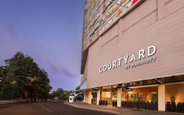 Courtyard Colombo