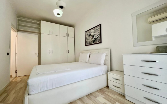 Lovely 1 Bedroom & 1 living room in Tirana Center.