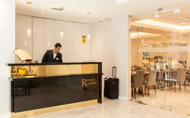 The 7 Hotel