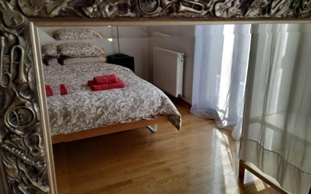 Puskas Apartment