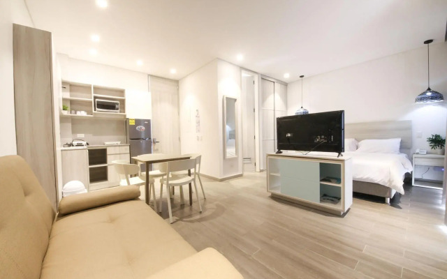 Azure Lofts & Pool Hotel