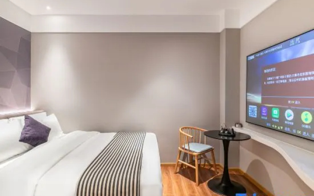 Laika Hotel