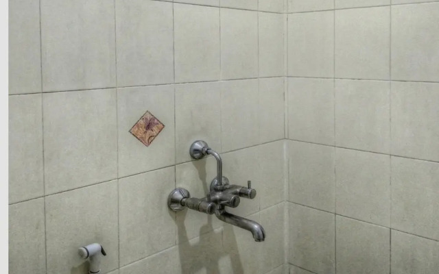 OYO 754 Sapthagiri Residency