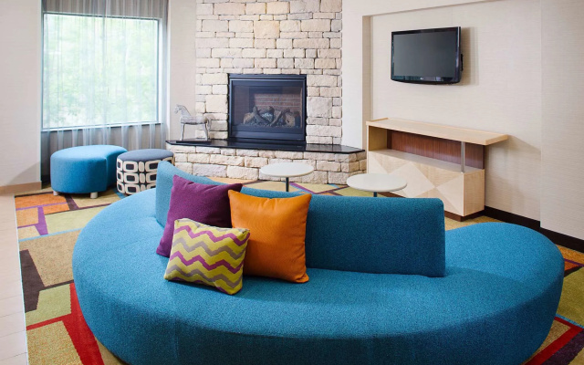 Fairfield Inn & Suites by Marriott Lafayette South