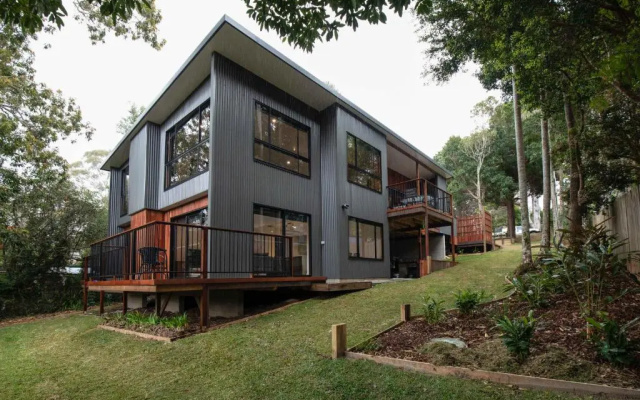 Springbrook25 Pet friendly House