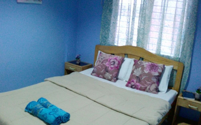 Baranda's Place Apartelle