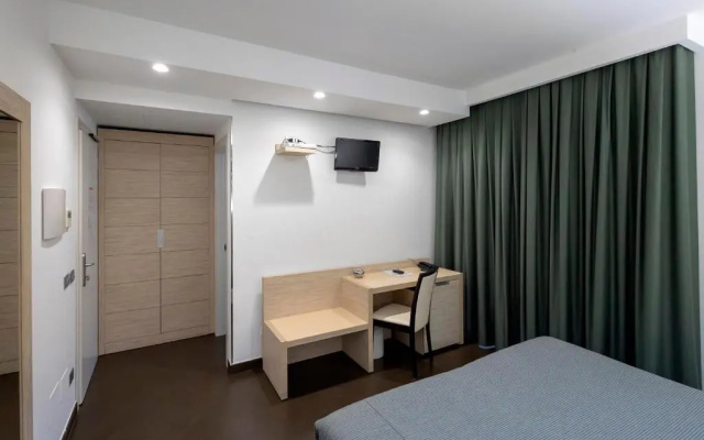 Alaba Hotel