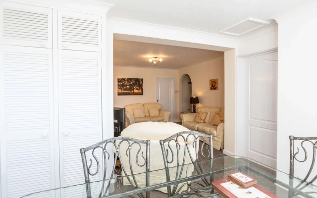 Beau Vallon Holiday Apartments